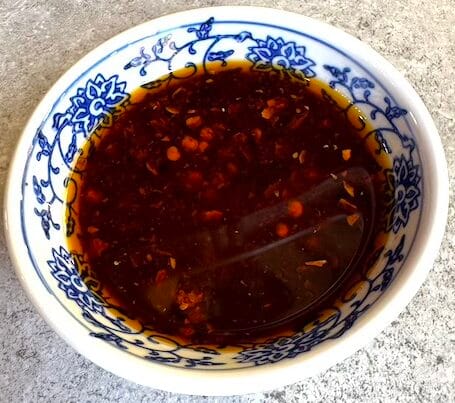 Sos bardzo ostry chilli-sezam