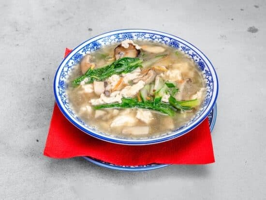 Zupa warzywna z jajkiem