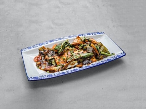 Duszone tofu z warzywami