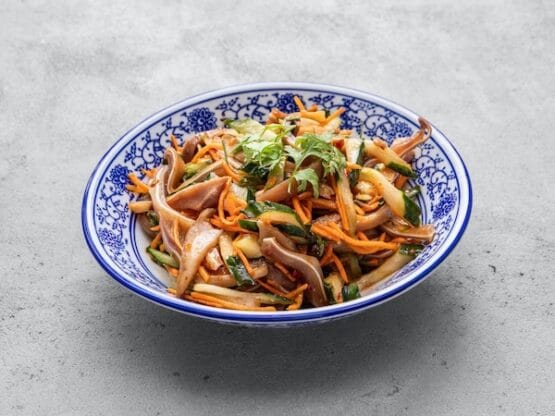 Wieprzowe uszy z czosnkiem